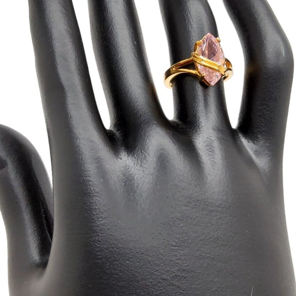 Vintage 90's Pink Cubic Zirconia 18 kt gold filled Ring, Size 6, preowned